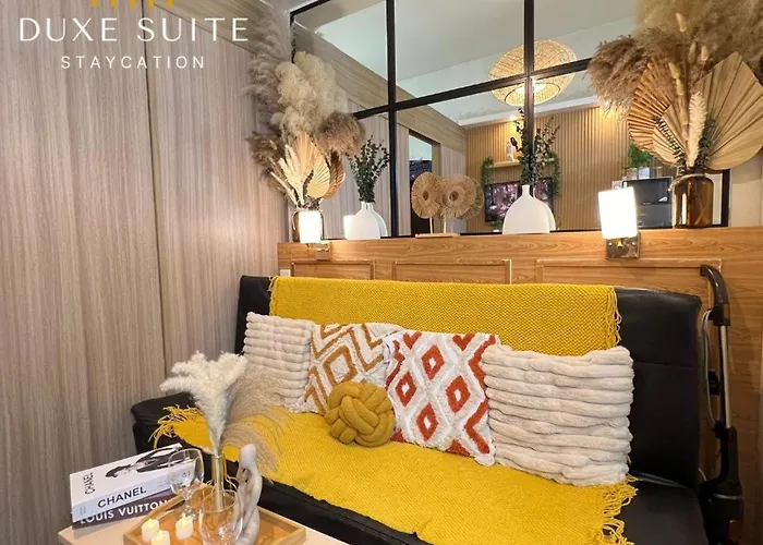 Aesthetic Walking Distance To Moa,near Naia Airport With Netflix,minivideoke,boardgames-duxe5 Apartment Manila