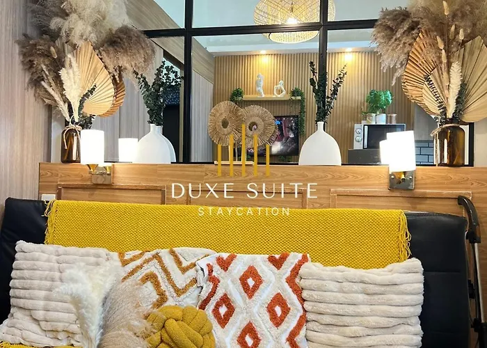 Aesthetic Walking Distance To Moa,near Naia Airport With Netflix,minivideoke,boardgames-duxe5 Apartment Manila